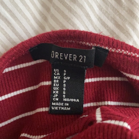 COPY - FOREVER 21 Off Shoulder Crop Top - Picture 3 of 4